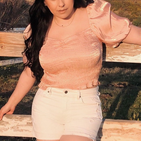 Top- Peach - Picture 2 of 3